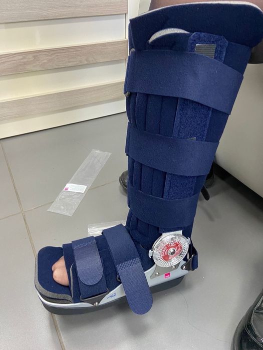 ортопедический фиксатор-ботинок (walker boot)