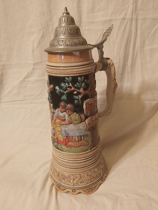 Halbă de bere din ceramică