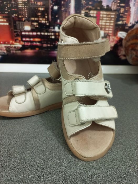 Ортопедические сандалии