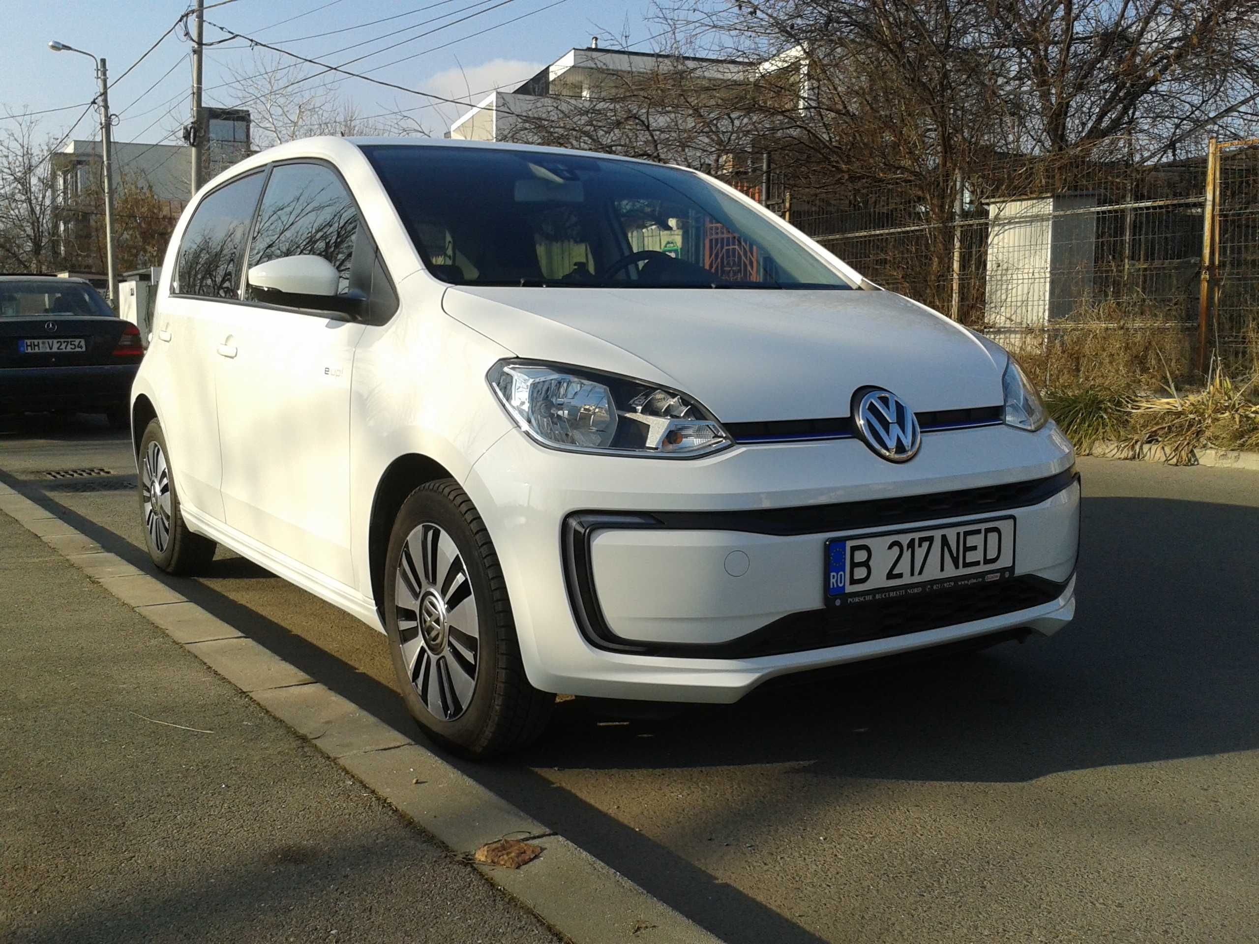 Volkswagen E-up, 2018, 82cp 19600km, factura