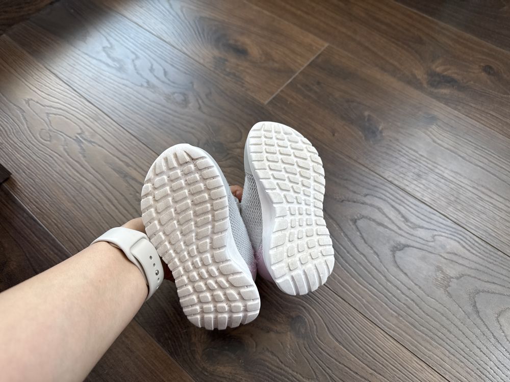 Adidas маратонки за момиче -21 размер