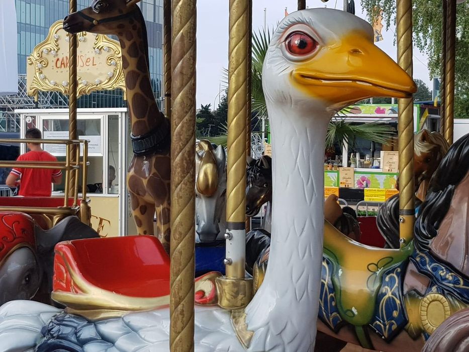Carusel evenimente de inchiriat / jucarii - petreceri/nunti/botezuri