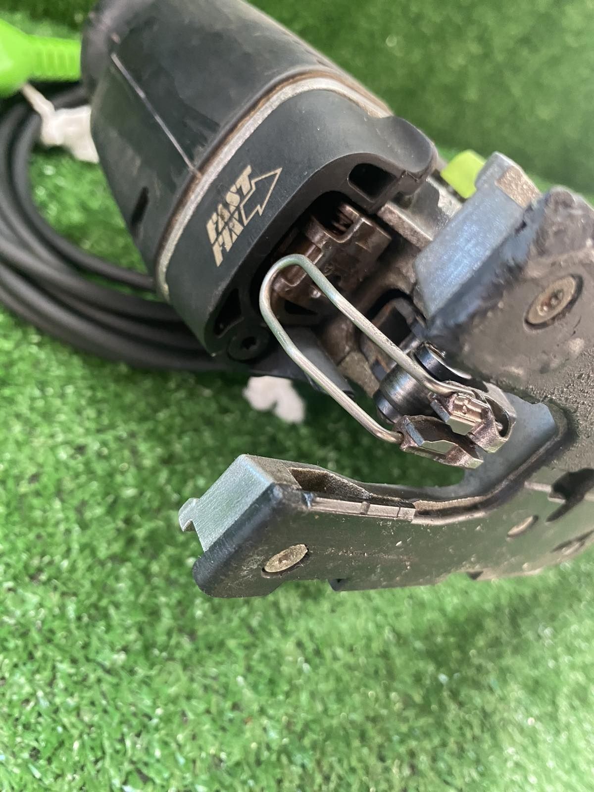 Зеге (прободен трион) на Festool PS 300 EQ с регулаж на оборотите
