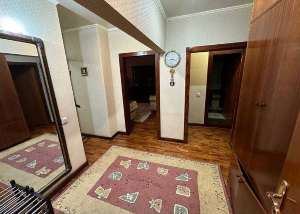 Аренда квартира метро Айбек