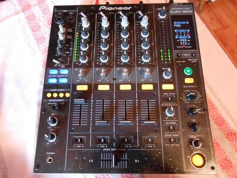 mixer Pioneer DJM 800 ca CDJ,Behringer,Reloop,Mackie,Omnitronic