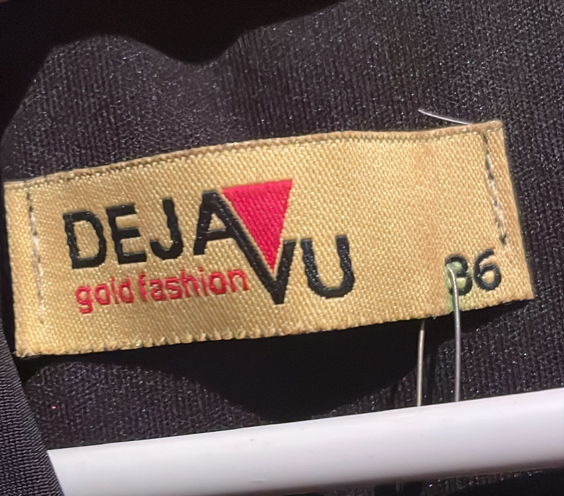 Vând rochii super preț