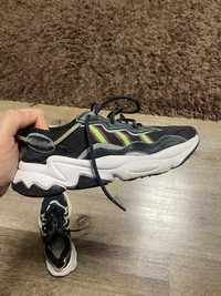 Adidas OZWEEGO EE7002