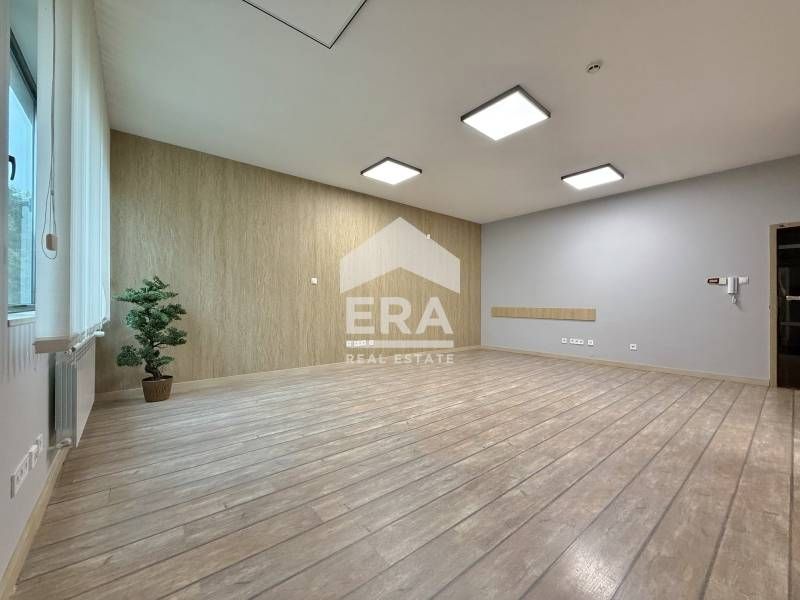 Офис под наем част от административна сграда в кв. Лозенец