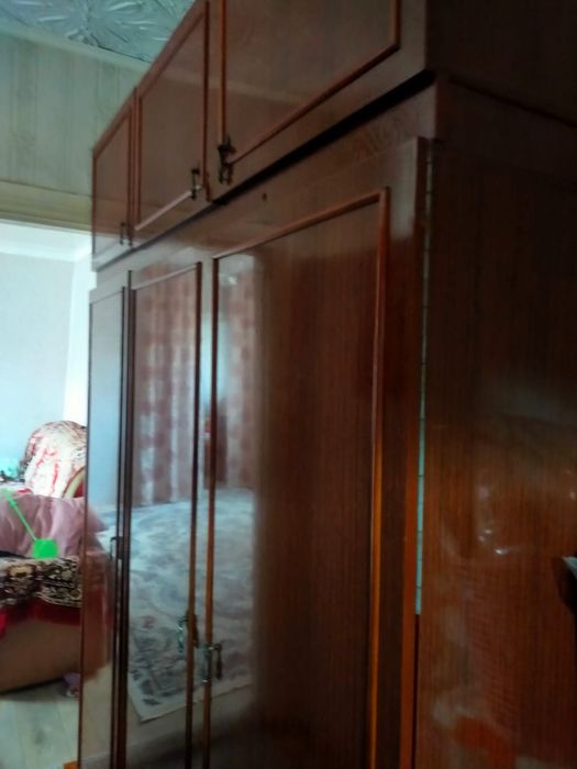 Продам срочно шкаф