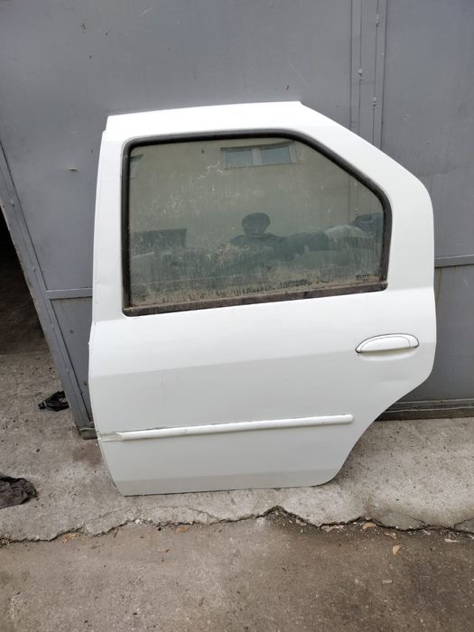 Usa stanga spate Dacia Logan