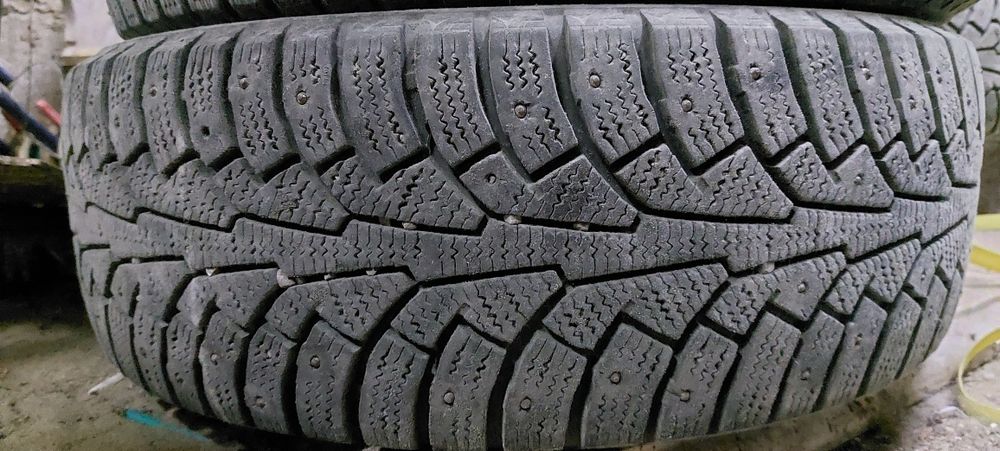 Шипованная резина