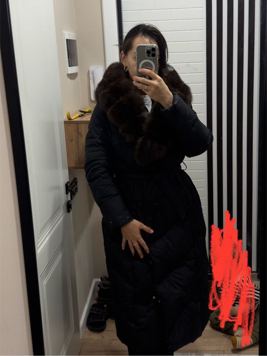 Продам куртка MaxMara