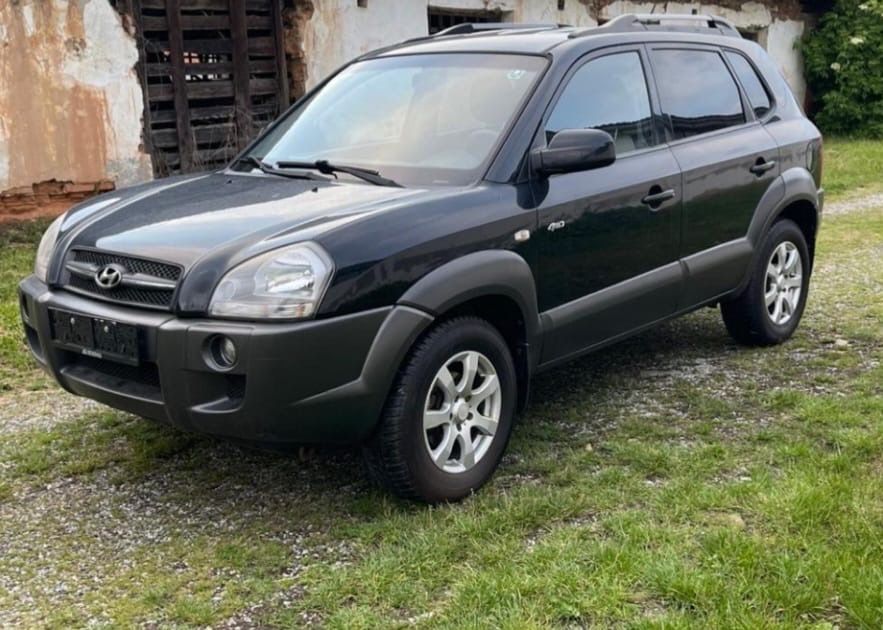 Vand Hyundai Tucson 4x4 an 2008,diesel motor 2 l.
