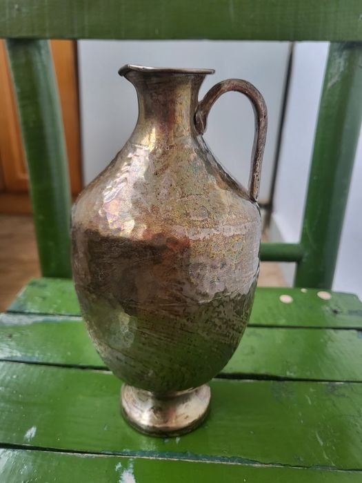 Антикварна сребърна каничка