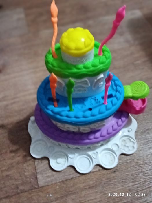 игрушки и цена разные смотрите на фото