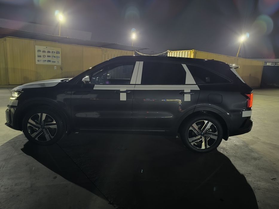 Kia.Sarento 2022 yil Bleak design Full.Pazison
