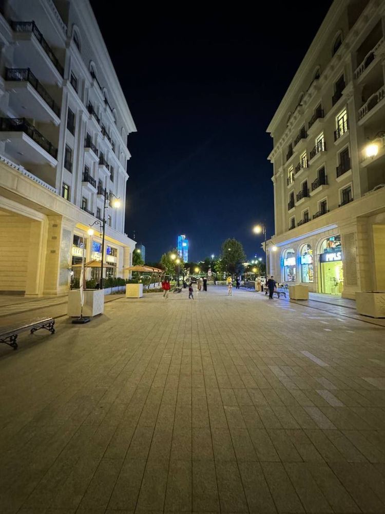 ЖК Бульвард Фуркат | 325кв - нежилое помещение вдоль дороги Продажа