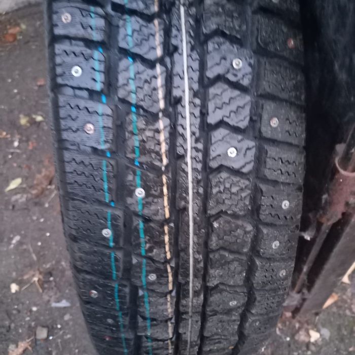 Продам новую резину