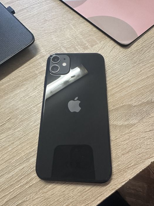 Iphone 11 , 64 giga
