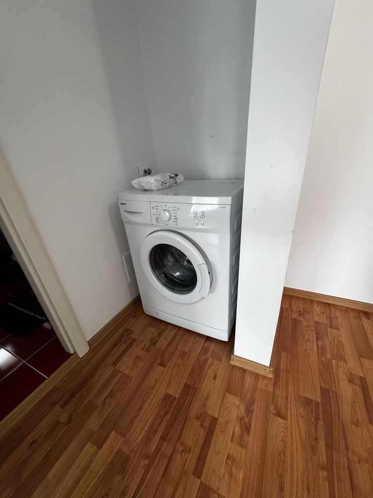 Apartament cu 3 camere, str Take Ionescu