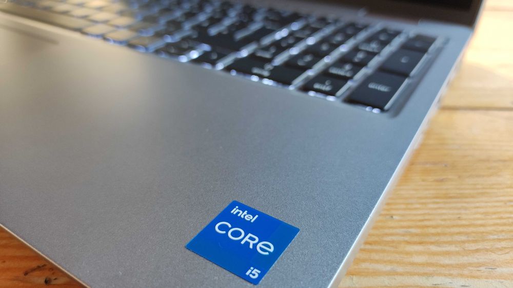 Laptop Dell Latitude 5520 procesor i5 1135G7