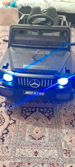 Продам детскую машинку