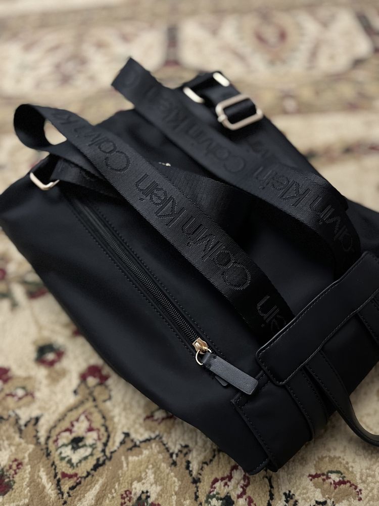 Оригинал черный нейлоновый рюкзак Calvin Klein