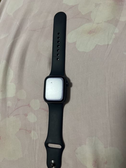 Продаю Apple watch