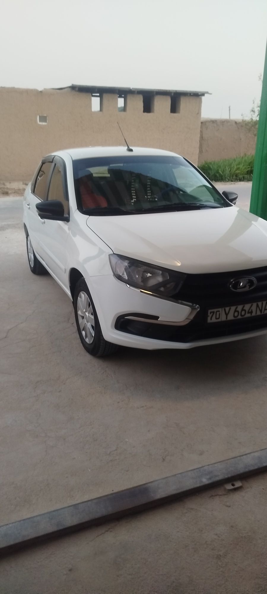 Lada Granta 2018-yil 27-dekabrda salondan olib chiqilgan.