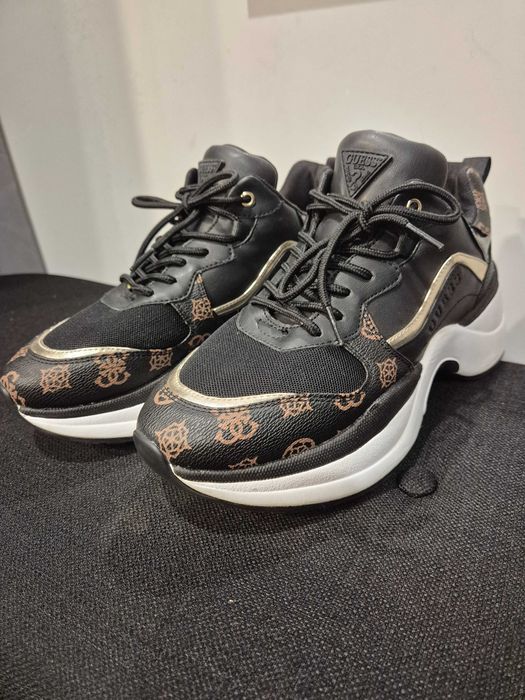 ТОП Обувки guess