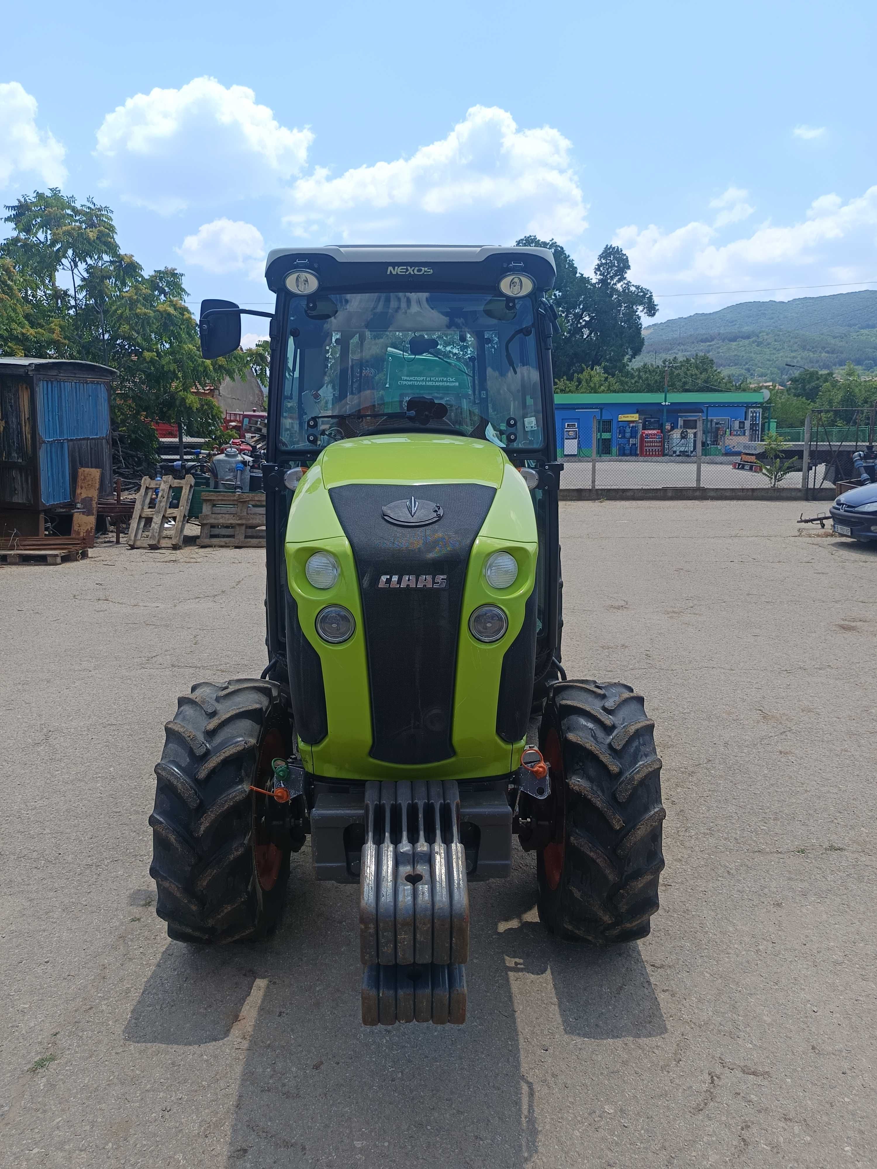 Продава лозаро овощарски трактор CLAAS NEXOS 230 VL