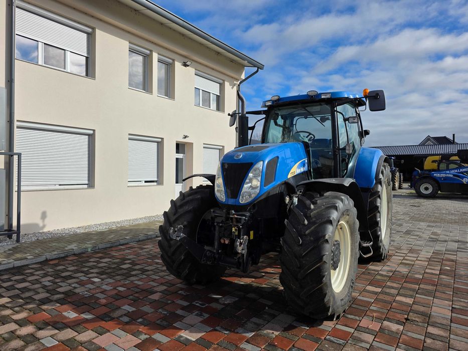 Tractor New Holland T7030