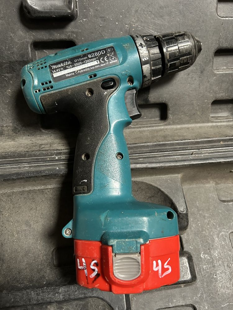 Винтоверт Makita 6280D + зарядно устройство и куфар