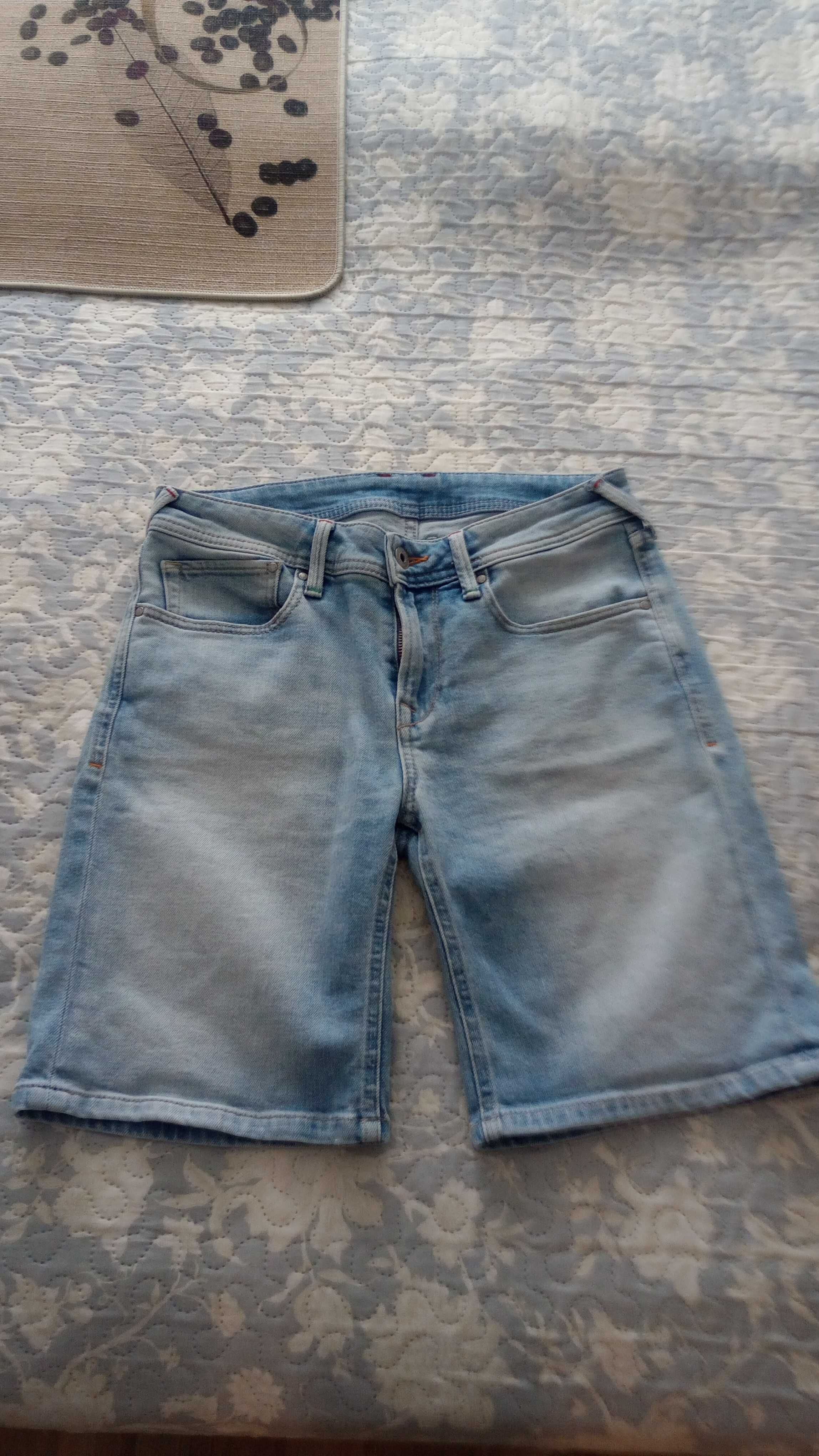 Бермуди Pepe Jeans, напълно запазени, номер 36.