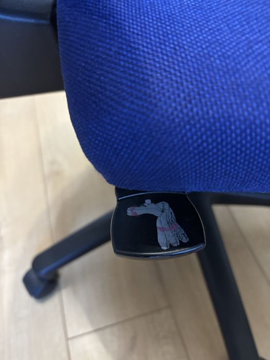 Scaun de birou curatat profesional