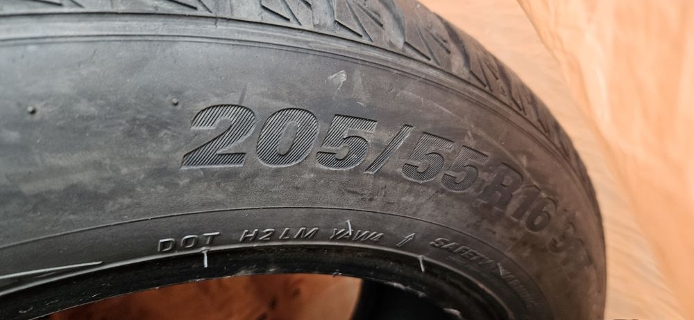 205/55/16 kumho wintercraft дот 2520 Зимни гуми 2 броя 6.35мм