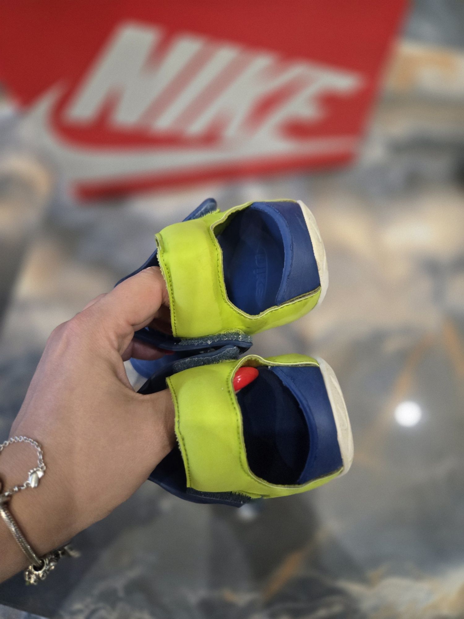 Сандали найк/  nike номер 33
