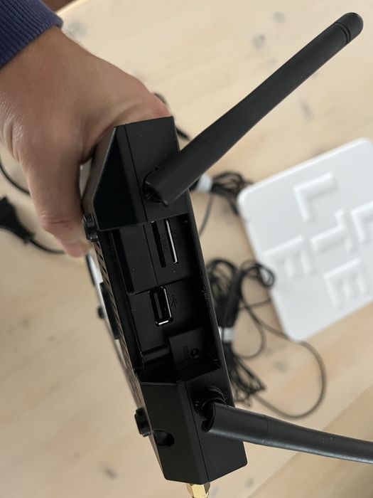 Router Huawei 4G LTE dual sim