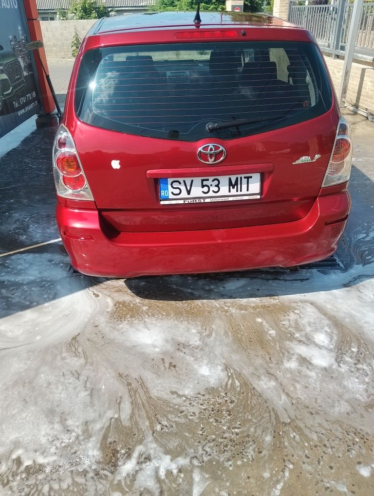 Vind Toyota corola verso