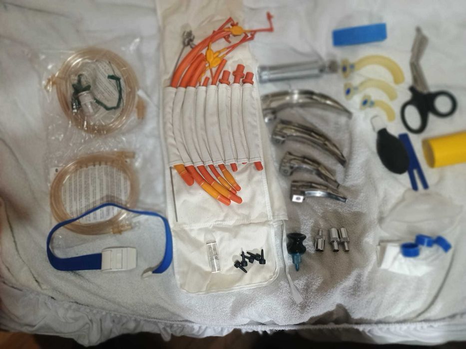Kit de intubare, resuscitare, nou, producție germana