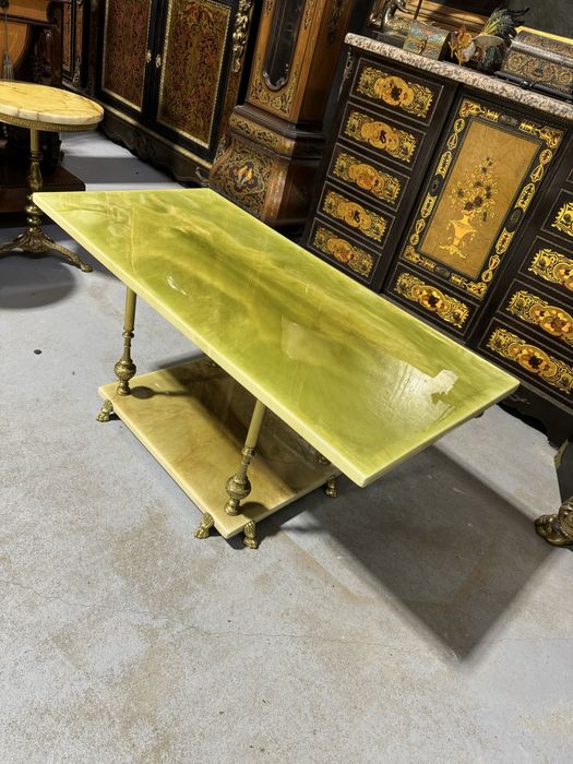 Masa pentru cafea din bronz cu blaturi de polirasina