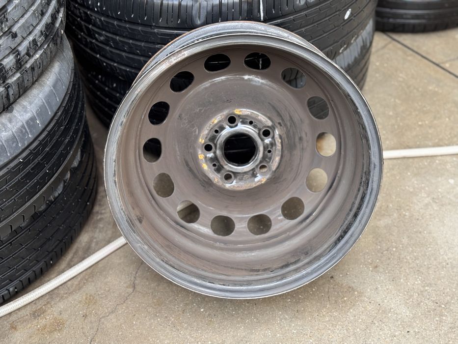 2бр железни VW Audi Skoda Seat 16цола