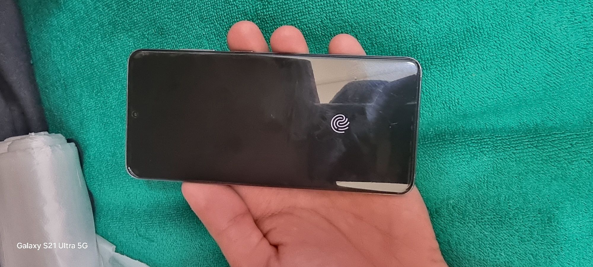 Samsung s20  5g 8/128 holati zor umuman aybi yo ozim ishlatganman