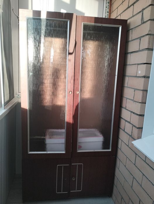 Отдам бесплатно шкаф
