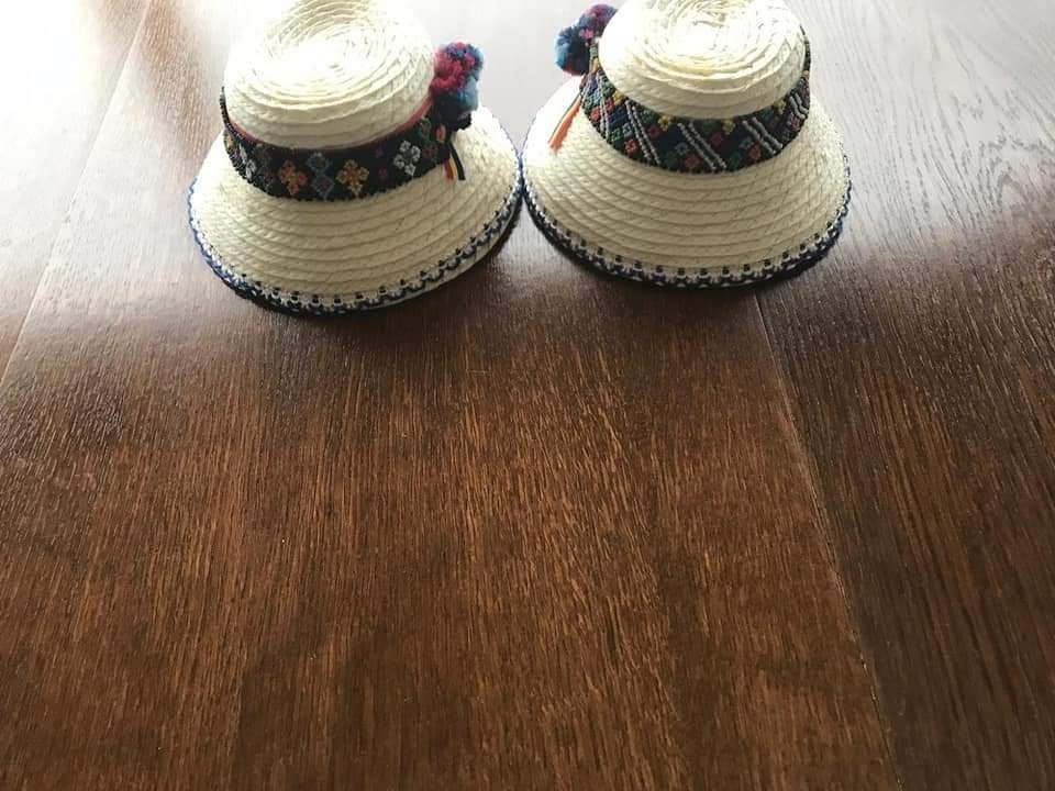 Pălărie /clop de Maramureș cu margele