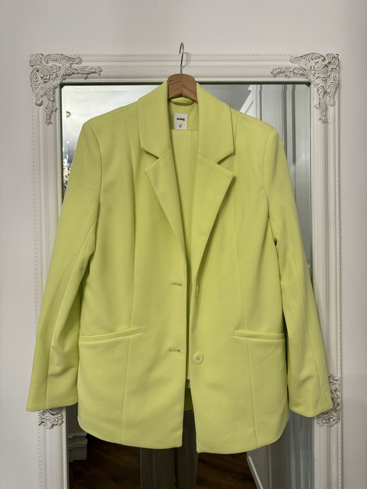 Costum Sinsay verde neon