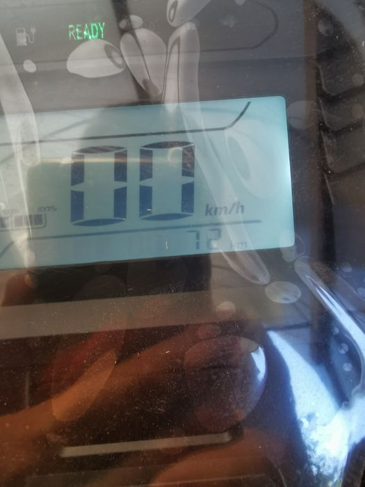 Scuter electri, înscris, cu asigurare cu RCA