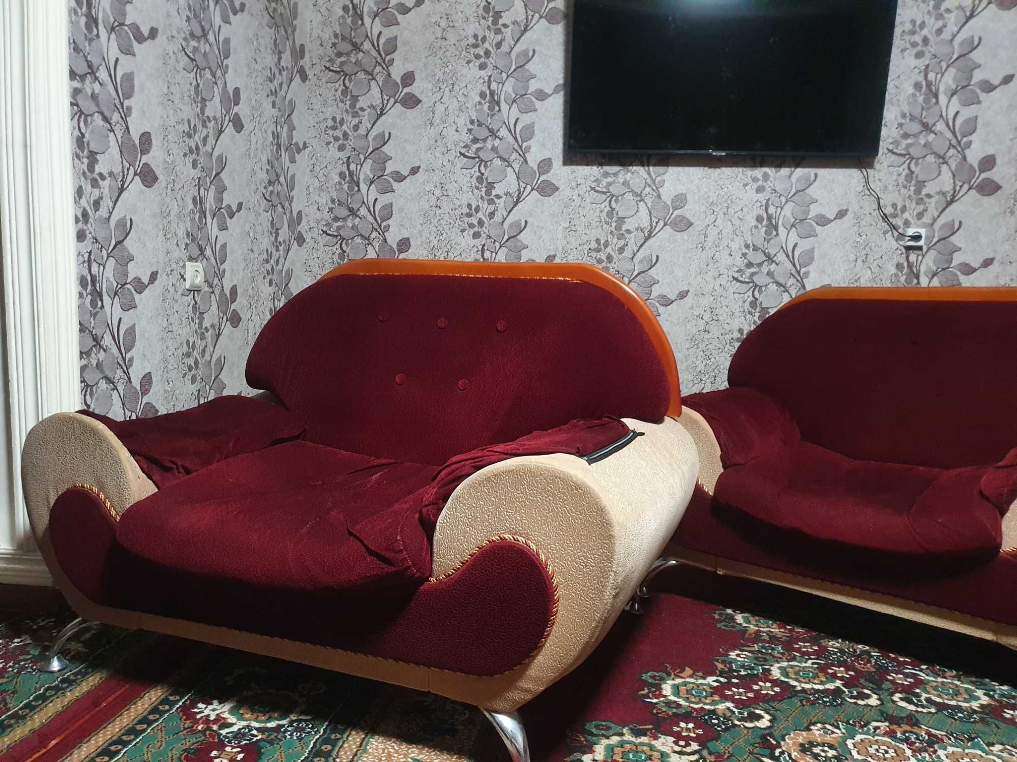 Продается диван и кресла