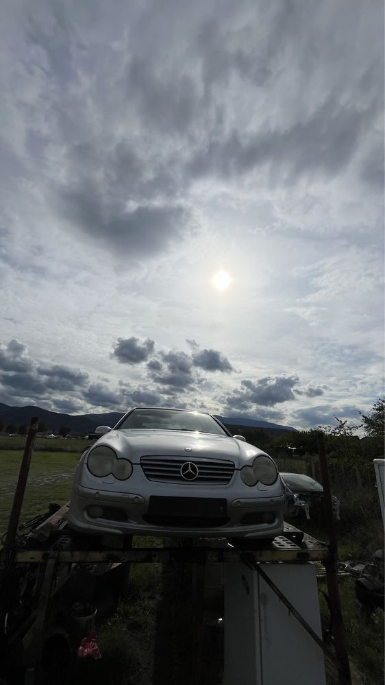 Mercedes Benz c230 на части