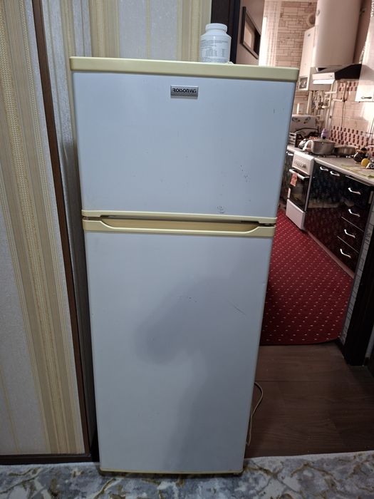 Sotiladi xolodilnikn